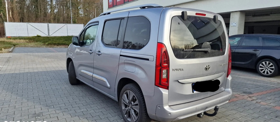 Toyota Proace City Verso cena 95000 przebieg: 82490, rok produkcji 2020 z Słubice małe 92